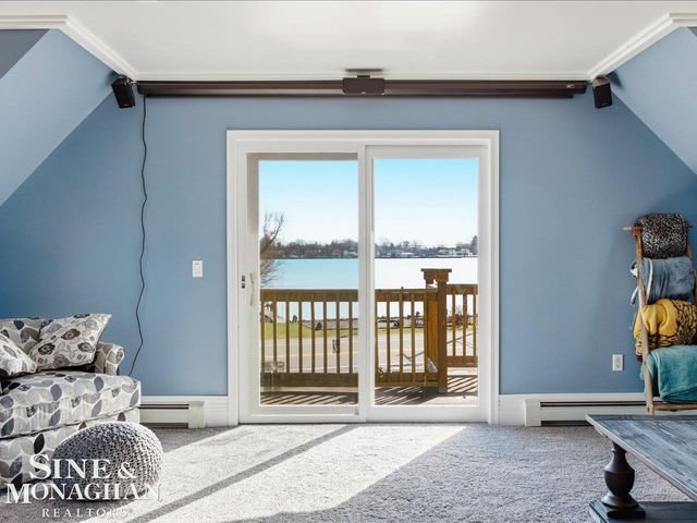 8518 S River Road, Cottrellville Twp, MI 48039