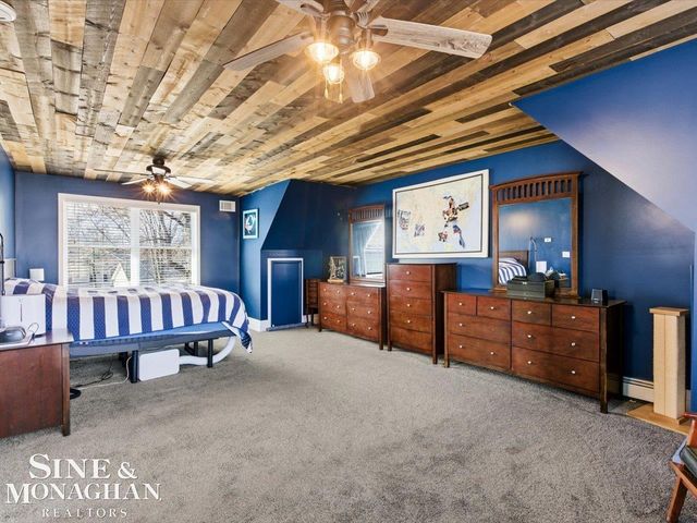 8518 S River Road, Cottrellville Twp, MI 48039