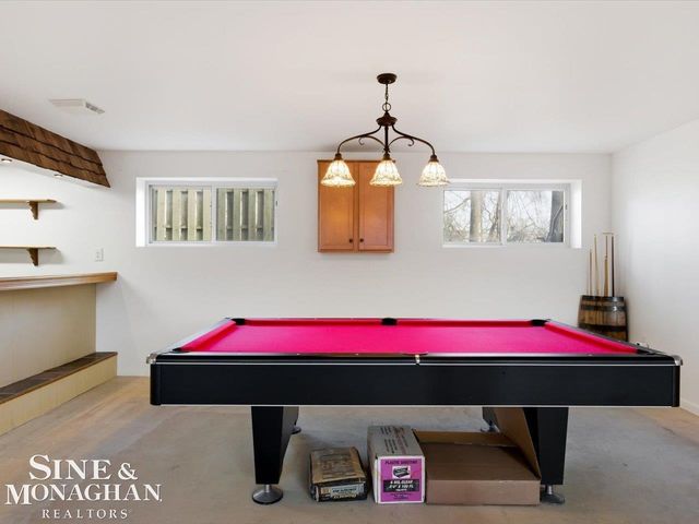 8518 S River Road, Cottrellville Twp, MI 48039