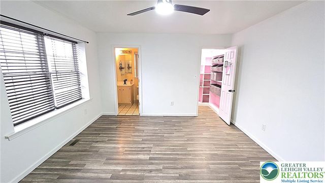 18 Jazz Circle, Whitehall Twp, PA 18052