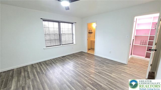 18 Jazz Circle, Whitehall Twp, PA 18052