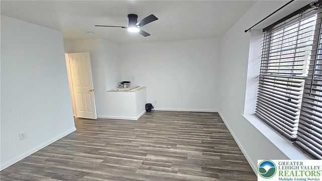 18 Jazz Circle, Whitehall Twp, PA 18052