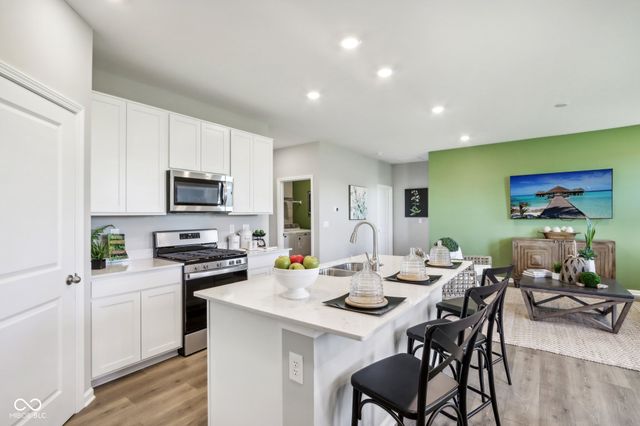 6127 Camarillo Drive, Whitestown, IN 46075