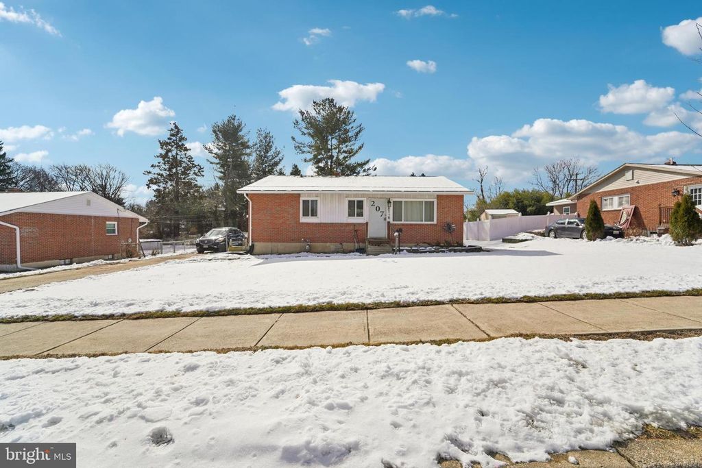 207 CONEWOOD AVE, Reisterstown, MD 21136