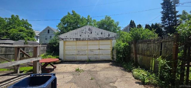 27 Crestwood Avenue, Buffalo, NY 14216