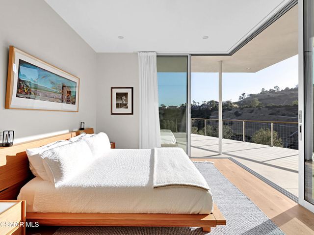 30612 La Sonora Drive, Malibu, CA 90265