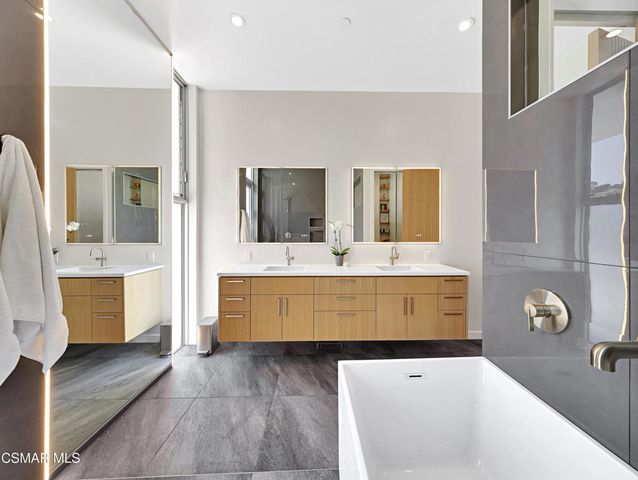 30612 La Sonora Drive, Malibu, CA 90265