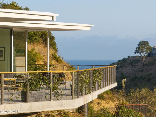 30612 La Sonora Drive, Malibu, CA 90265