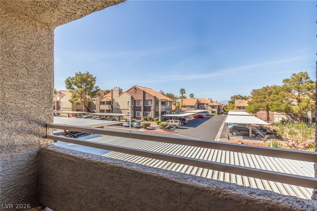 5072 RAINBOW Boulevard 205, Las Vegas, NV 89118