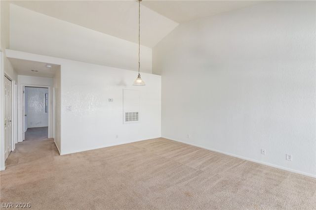 5072 RAINBOW Boulevard 205, Las Vegas, NV 89118