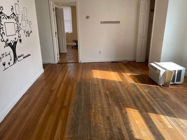 418-420 Boston St, Lynn, MA 01905