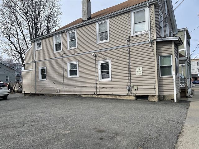 418-420 Boston St, Lynn, MA 01905