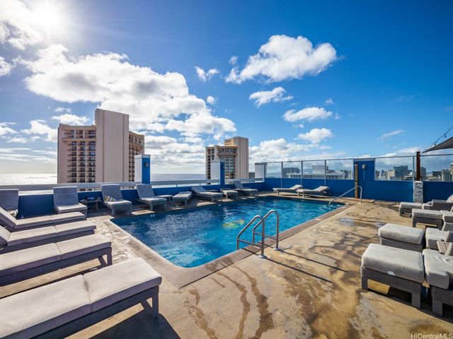 2427 Kuhio Avenue 804, Honolulu, HI 96815