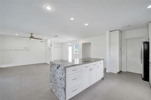 4311 Hayes St, Hollywood, FL 33021