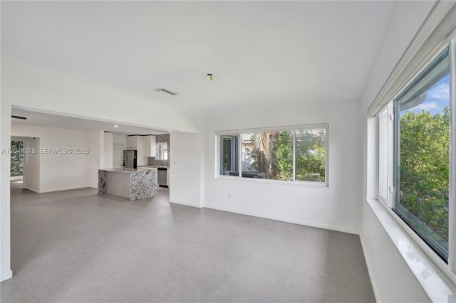 4311 Hayes St, Hollywood, FL 33021