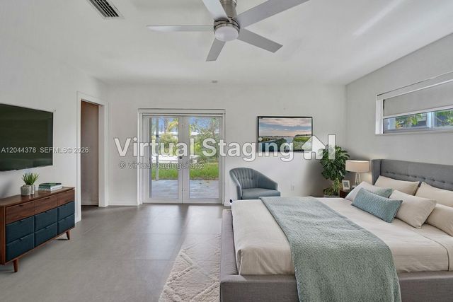 4311 Hayes St, Hollywood, FL 33021