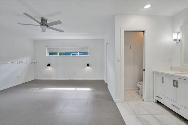 4311 Hayes St, Hollywood, FL 33021