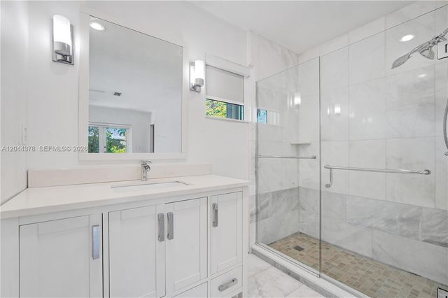 4311 Hayes St, Hollywood, FL 33021