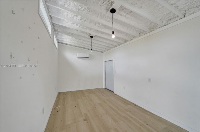 4311 Hayes St, Hollywood, FL 33021