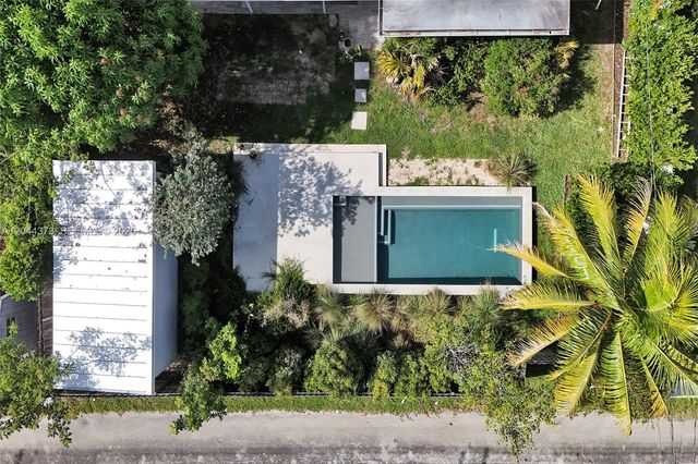 4311 Hayes St, Hollywood, FL 33021