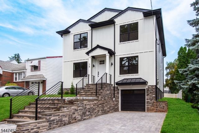 38 Lehigh Ave, Clifton City, NJ 07012