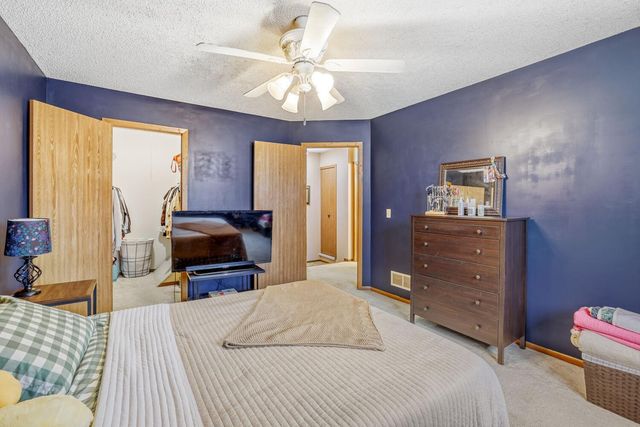 12616 University Avenue NW, Coon Rapids, MN 55448