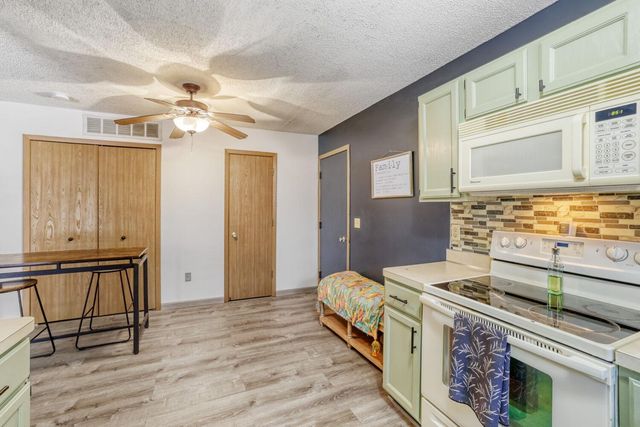 12616 University Avenue NW, Coon Rapids, MN 55448