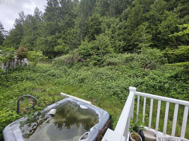 780 Se WINCHELL Dr, Depoe Bay, OR 97341
