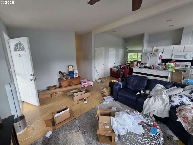 780 Se WINCHELL Dr, Depoe Bay, OR 97341