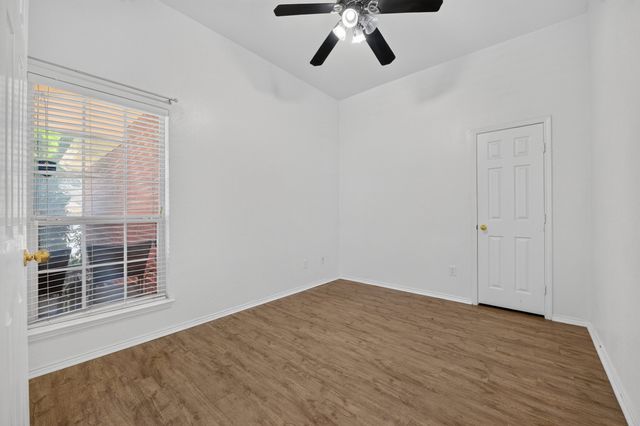 803 E Alexander Lane, Euless, TX 76040