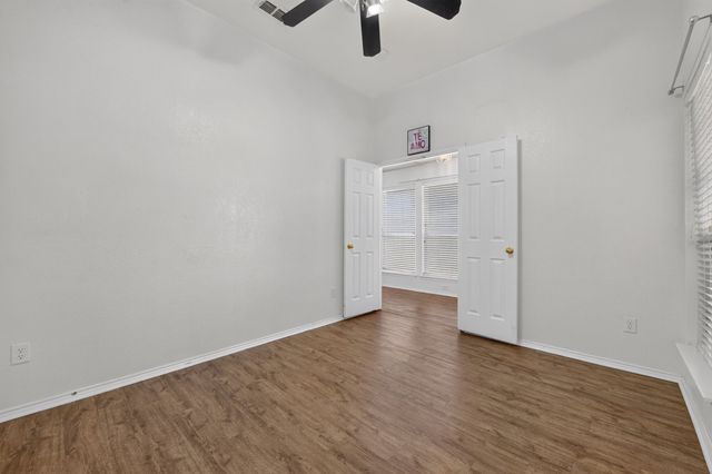 803 E Alexander Lane, Euless, TX 76040
