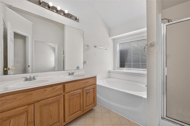 803 E Alexander Lane, Euless, TX 76040