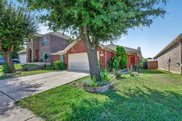 803 E Alexander Lane, Euless, TX 76040