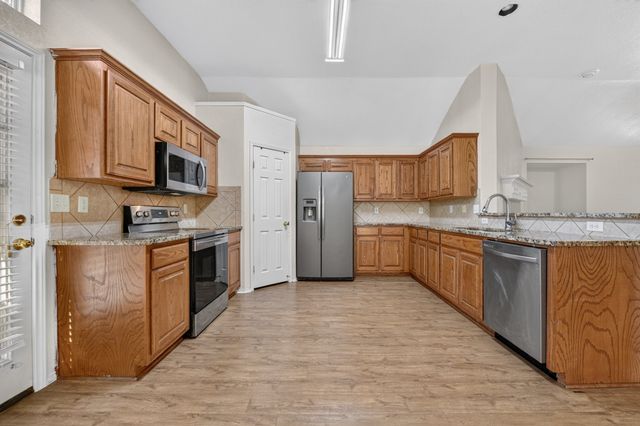 803 E Alexander Lane, Euless, TX 76040