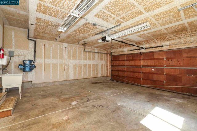 1320 Shaddick Dr, Antioch, CA 94509