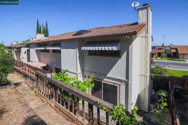 1320 Shaddick Dr, Antioch, CA 94509