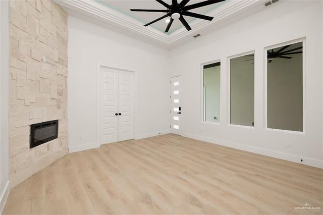 8003 N 55th Lane, Mcallen, TX 78573