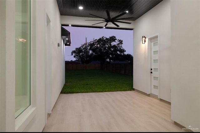 8003 N 55th Lane, Mcallen, TX 78573