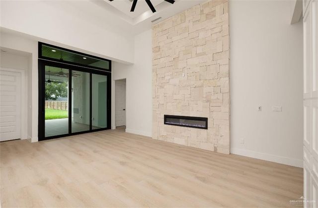 8003 N 55th Lane, Mcallen, TX 78573