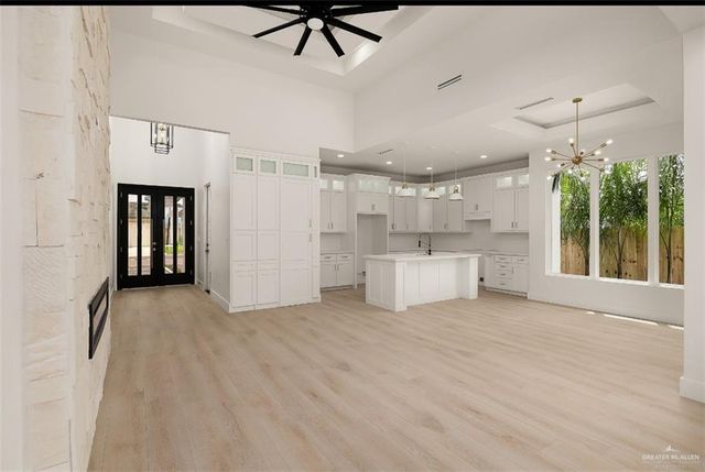 8003 N 55th Lane, Mcallen, TX 78573