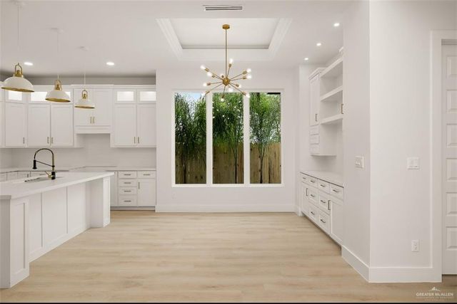 8003 N 55th Lane, Mcallen, TX 78573