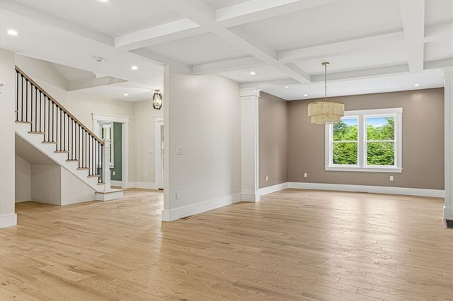 33 Pine Street, Dover, MA 02030
