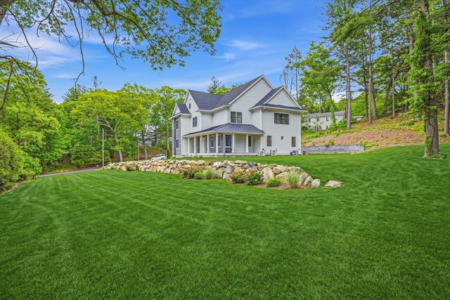33 Pine Street, Dover, MA 02030