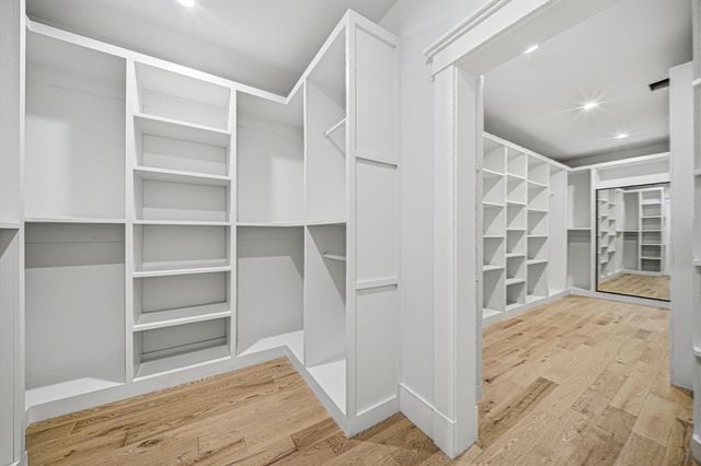 33 Pine Street, Dover, MA 02030