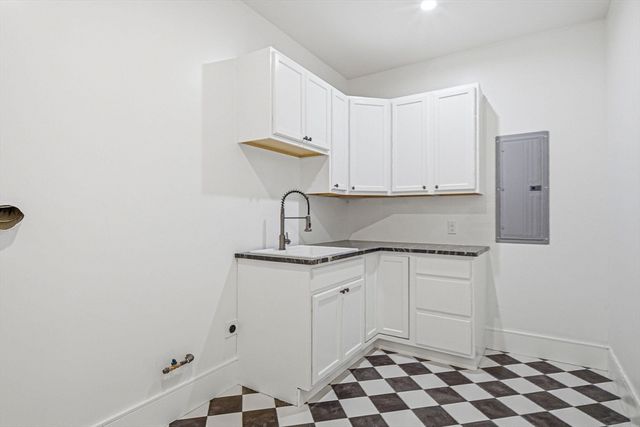 33 Pine Street, Dover, MA 02030