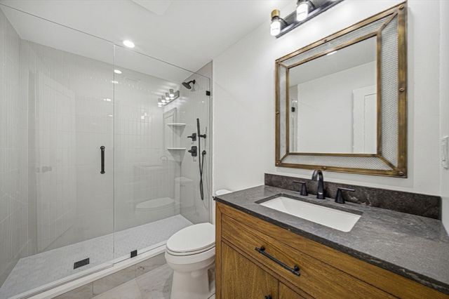 33 Pine Street, Dover, MA 02030