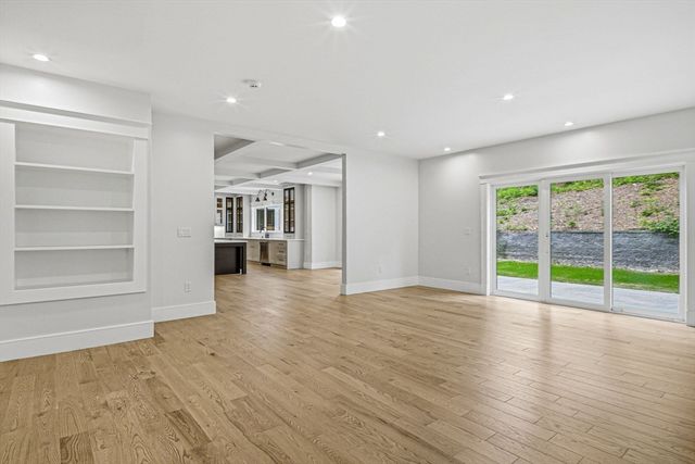 33 Pine Street, Dover, MA 02030