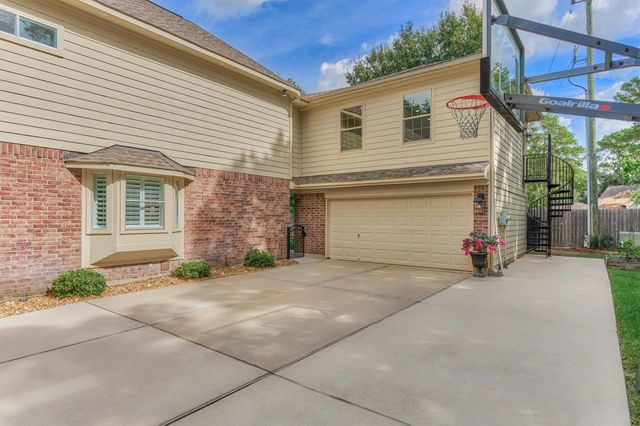 17402 Memorial Trace Drive, Spring, TX 77379