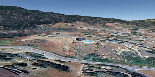 Ranch Club Rd, Lake Elizabeth, CA 93532