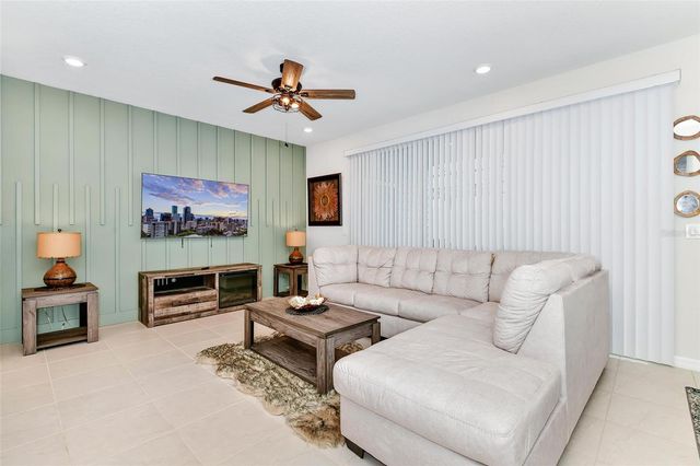 3721 PACIFIC LANE, Davenport, FL 33897